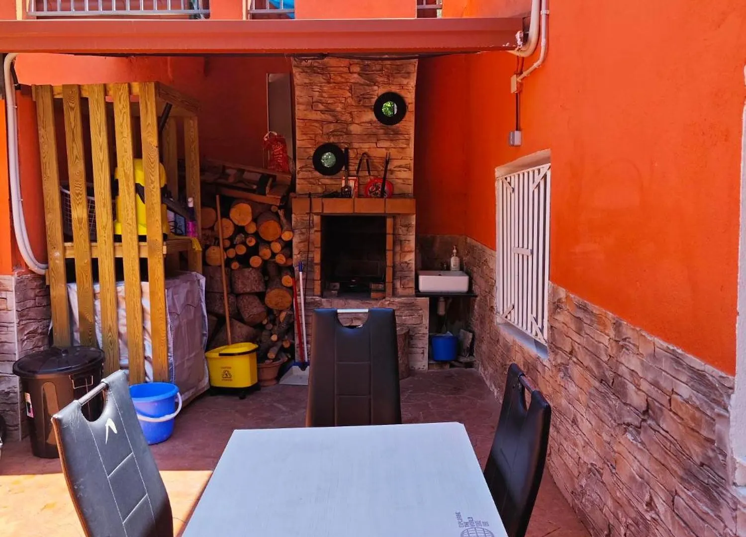 Relax House Barcelone Villa Sant Esteve Sesrovires