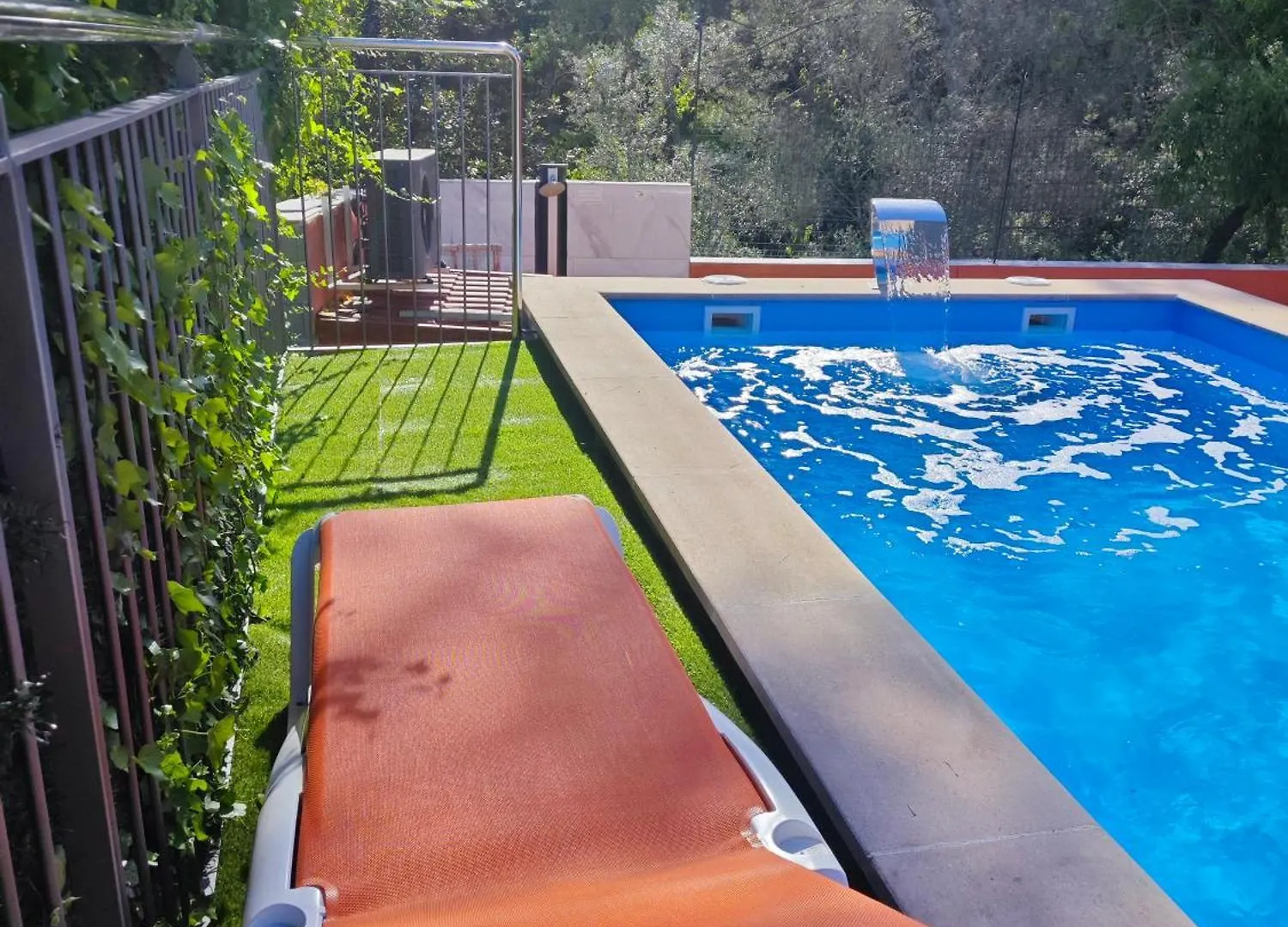 Relax House Barcelone Villa Sant Esteve Sesrovires 0*,